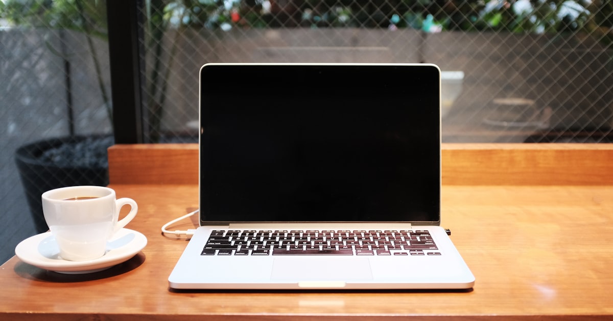 10 Tools I Use to Stay Disciplined and Build Income (No Excuses)